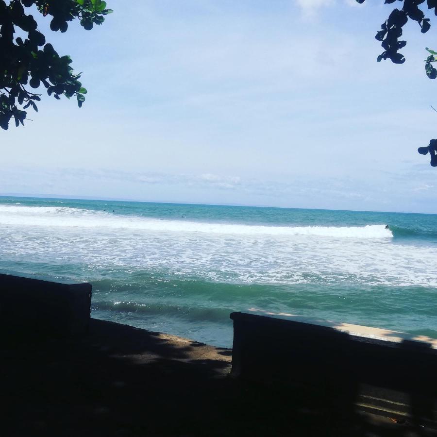 Hotel The Point Surfcamp Bali Pulukan Exteriér fotografie